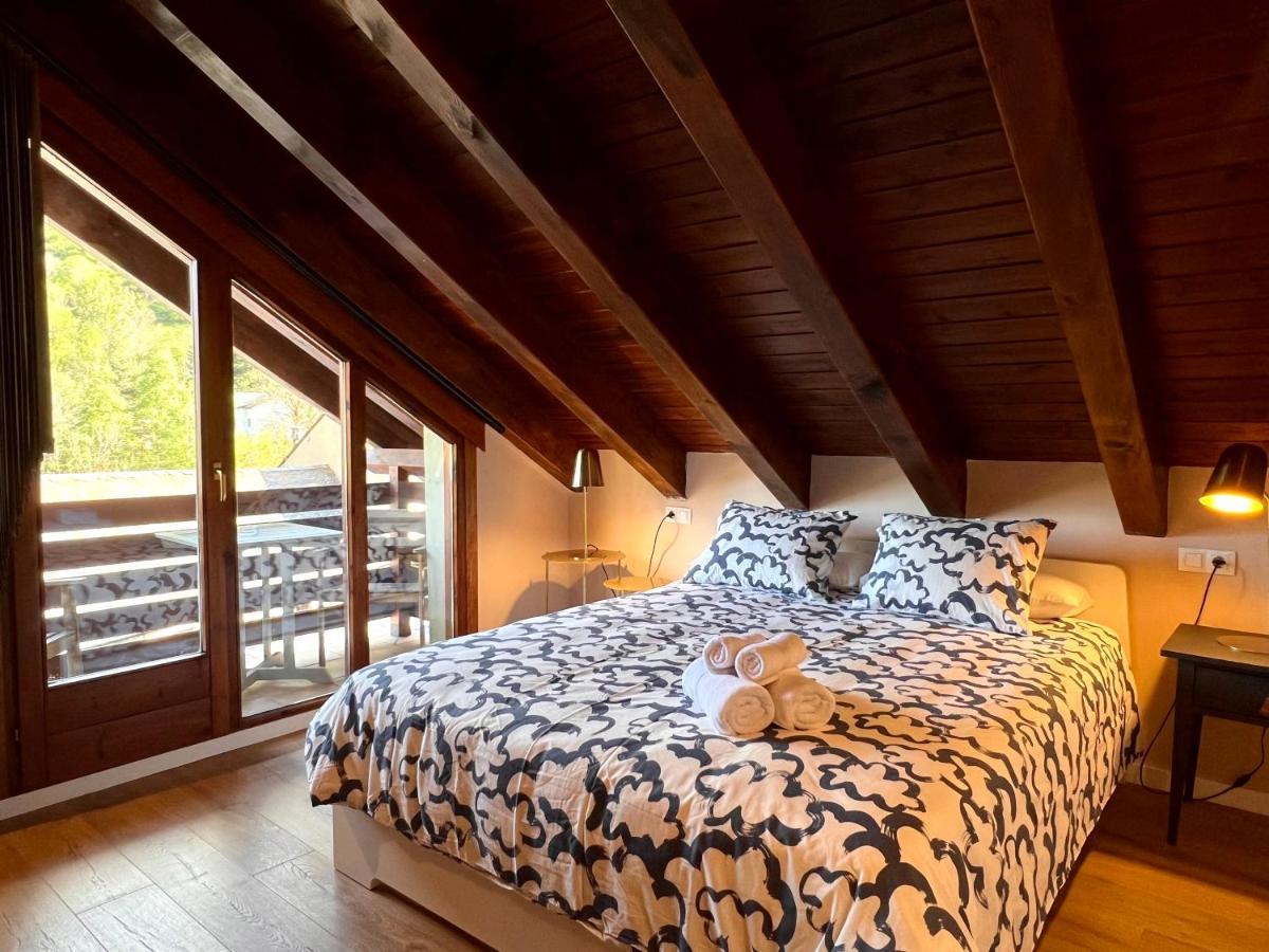 Апартаменти Duplex La Roca - L'Amfitriona Еспот Екстер'єр фото